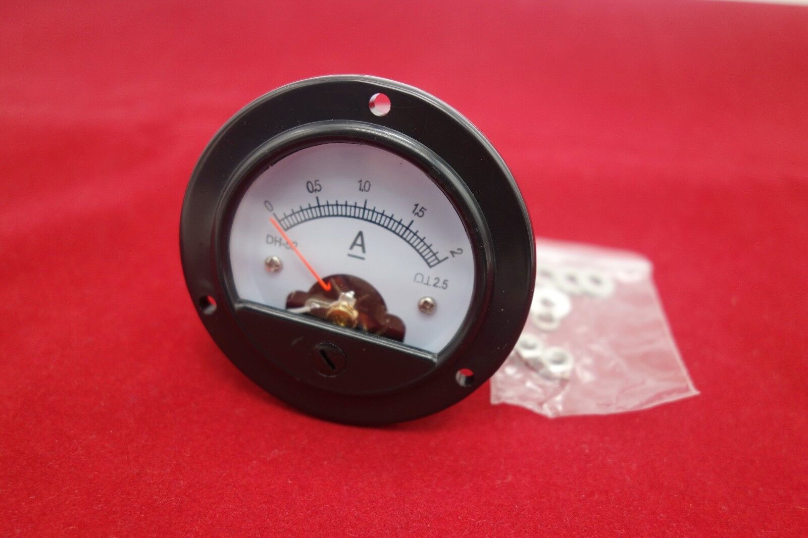 DC 0- 2A Round Analog Ammeter Panel Current Dia. 66.4mm DH52 direct connect