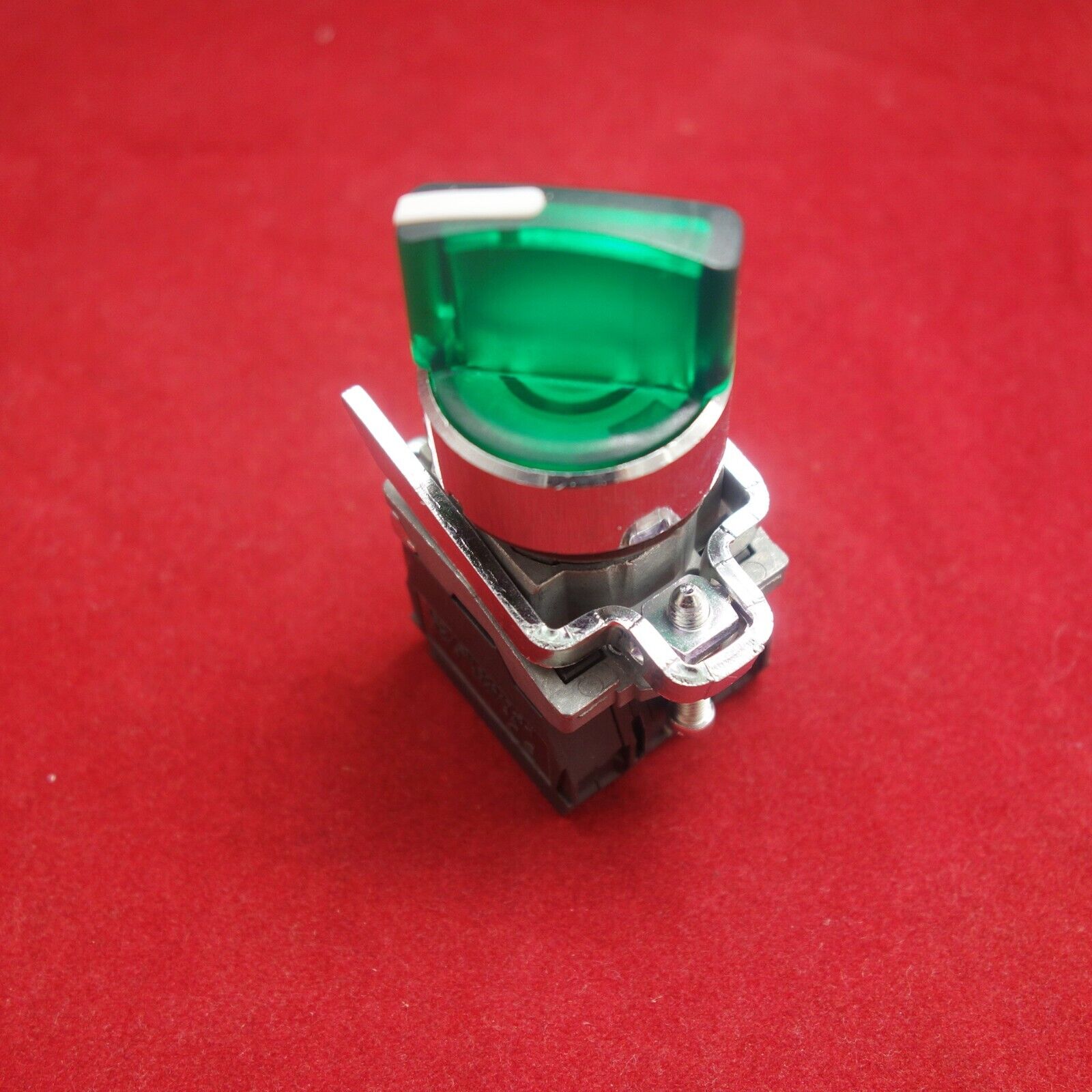22mm ILlUMINATED Selector switch 3 Position Fits Green XB4BK133M5 220V Maintain