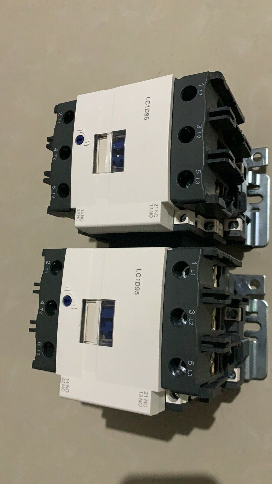 1pc New type FITS LC2D95E7 AC INTERLOCK CONTACTOR 95A COIL 48V AC 50/60HZ