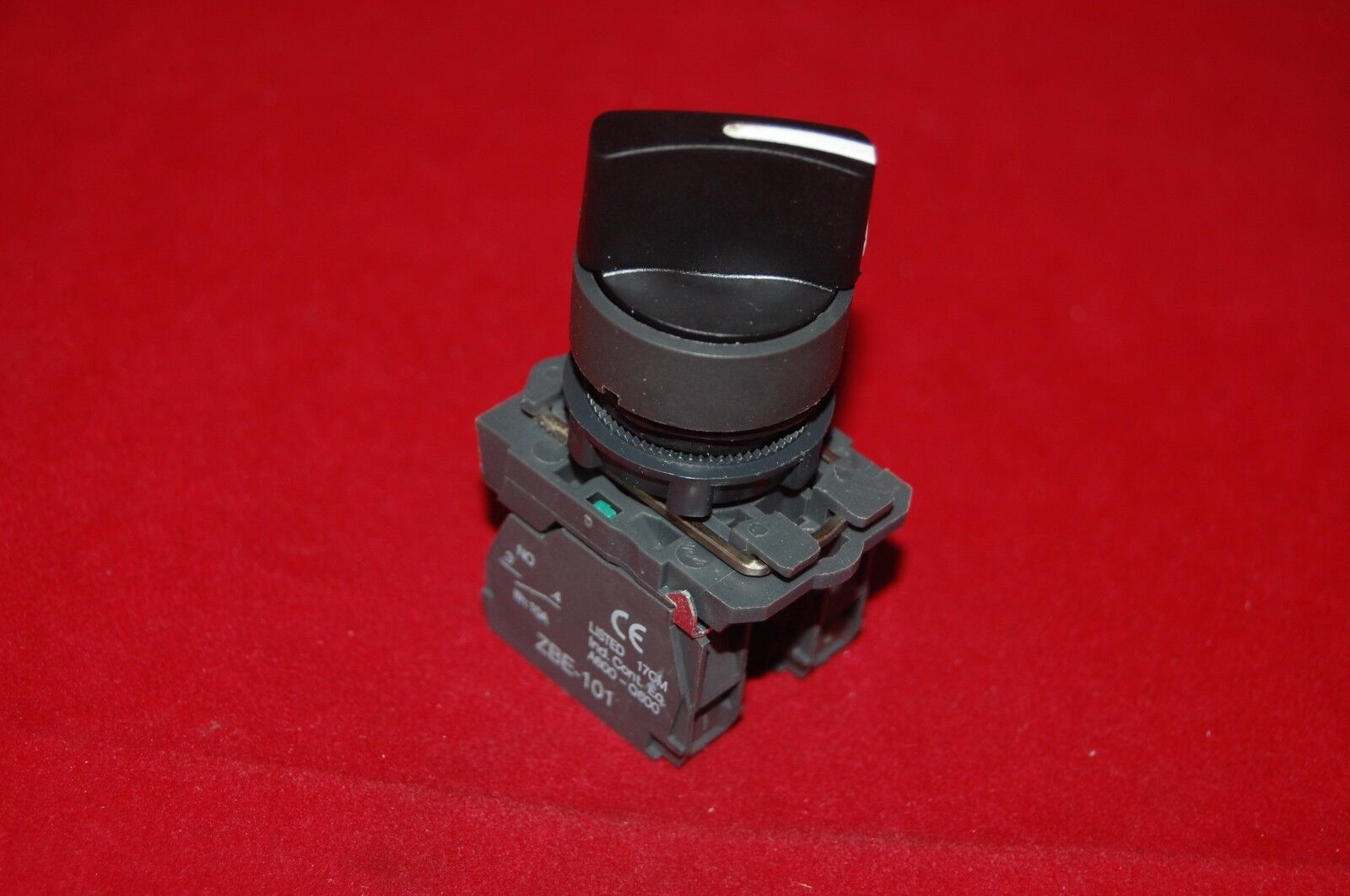 1PC 22mm Selector switch 3 Position Fits XB5AD33 2N/O  STAY PUT