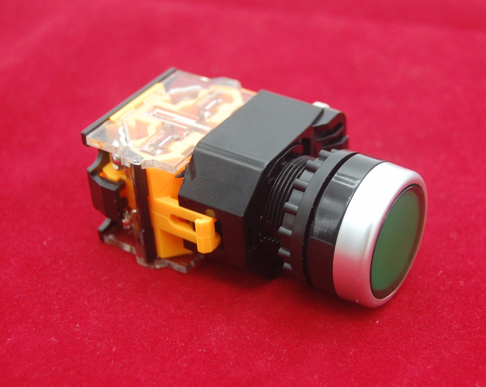 1PC 22MM Green Momentary Push button Switch 1NC/1NO Ith 10A