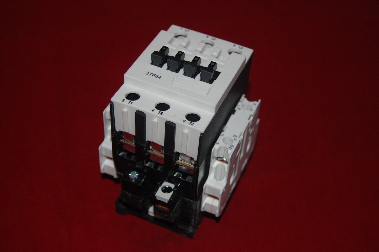 1pc New FITS 3TF3422 AC CONTACTOR 32A COIL 110V AC 50/60HZ