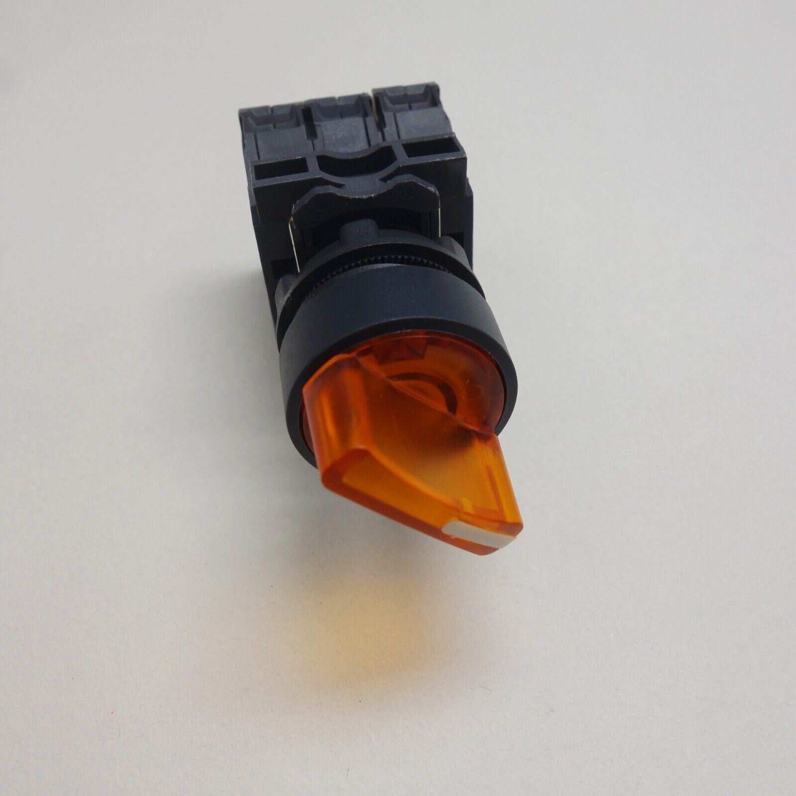 22mm ILLUMINATED Selector switch 3 Position Fits Yellow XB5AK155B5 24V Momentary