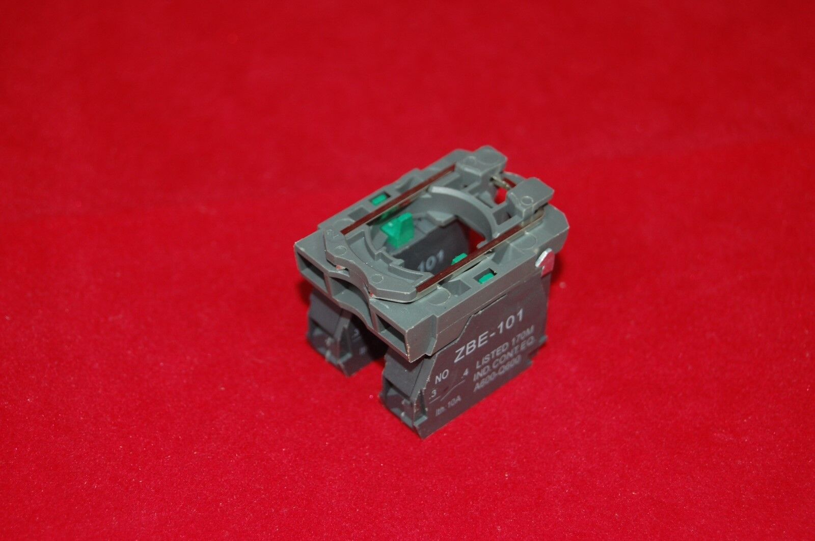 2PCS Contact assemblies 2NO Contact block with Body/Fixing Collar Fits ZB5 AZ103