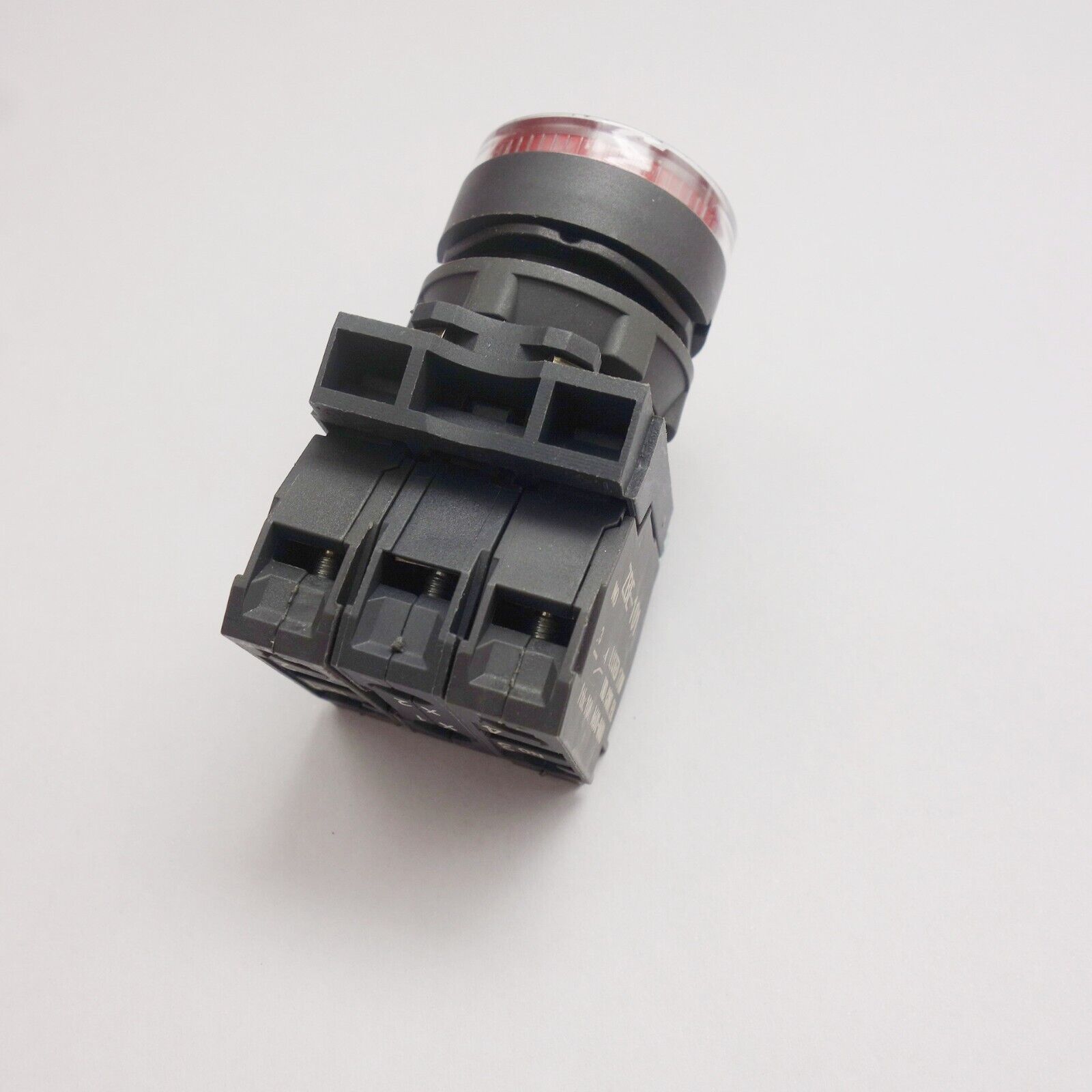 Illuminated pushbutton with flush push Fits XB5AW34B5 RED 24V LED Momentary