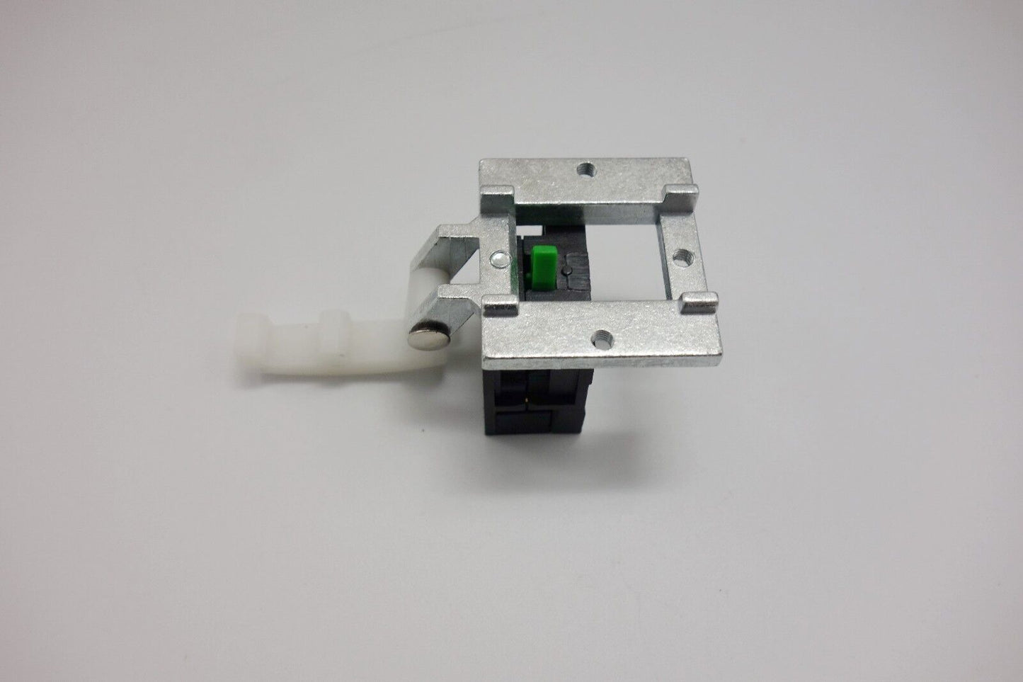 1PC Fits XAC S101 Contact Block base mounting for XAC A Pendant control station