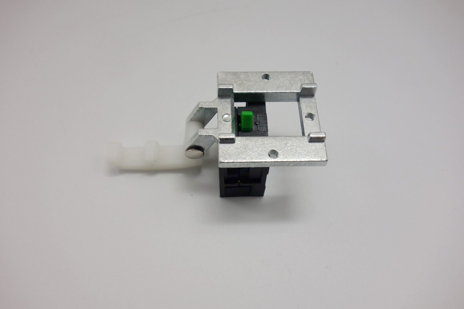 1PC Fits XAC S101 Contact Block base mounting for XAC A Pendant control station