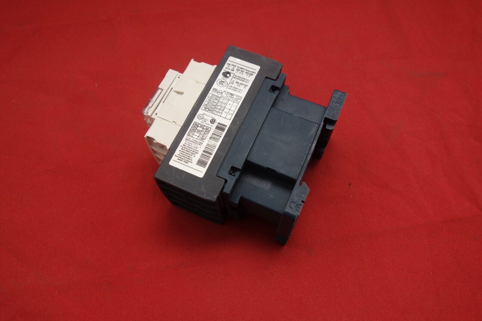 1pc New type FITS 4Pole LC1D098M7 AC CONTACTOR 9A COIL 220V AC 50/60HZ