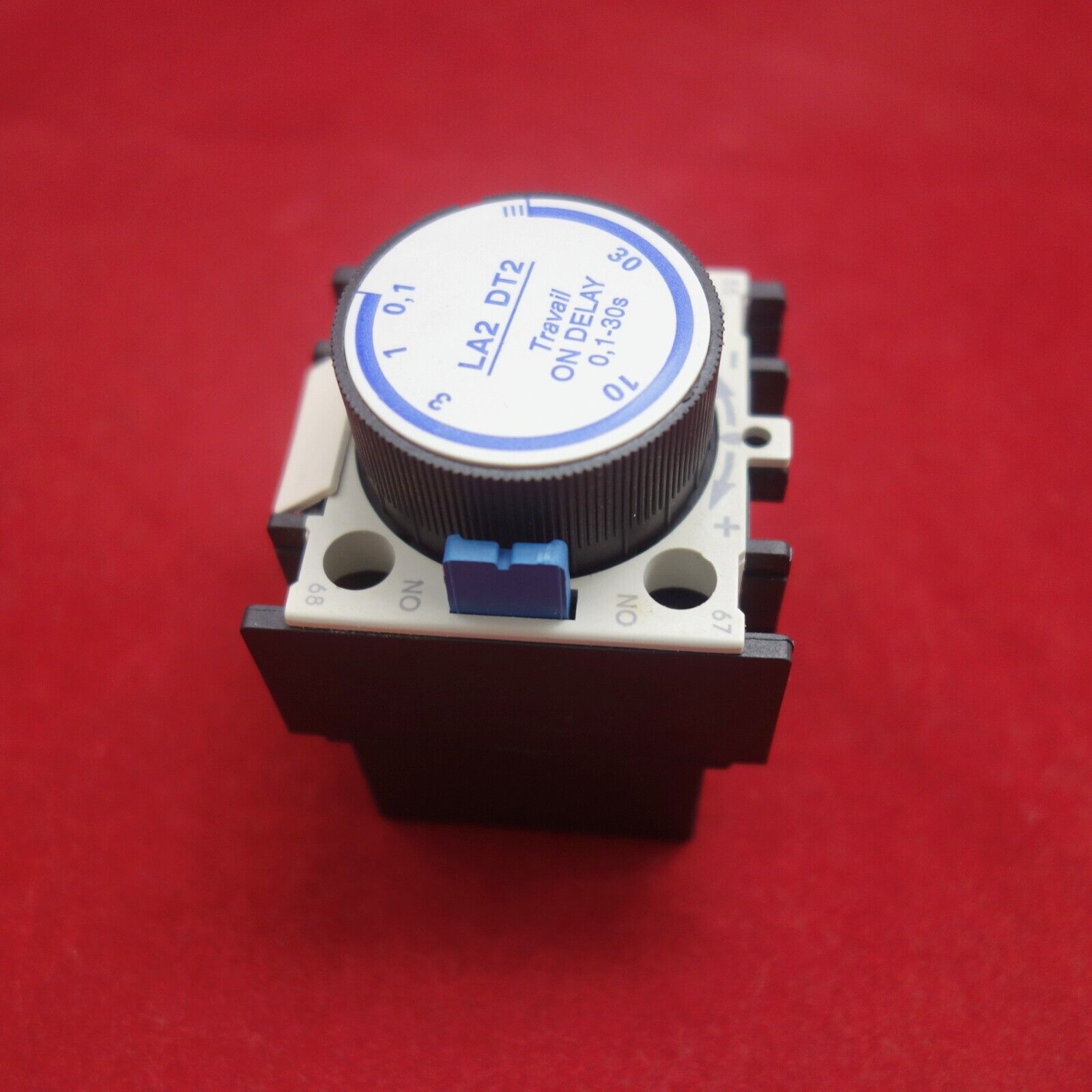 1PC LA2-DT2 ON Delay timer 0.1-30S use to LC1-D AC Contactor