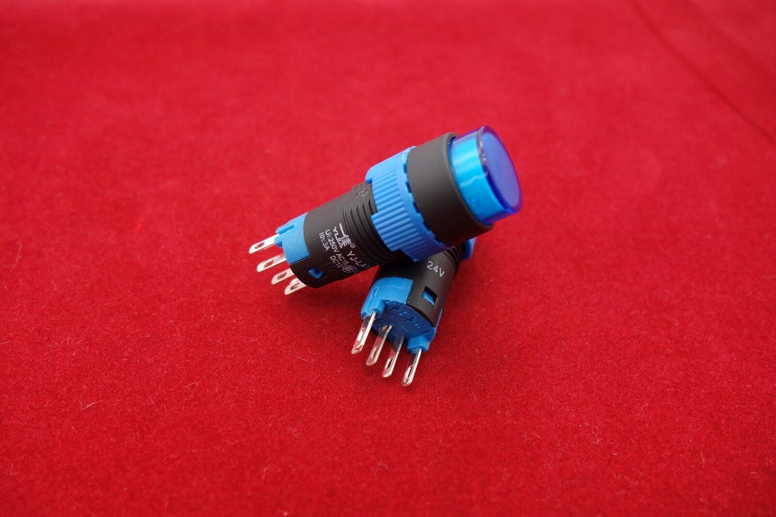 2PCS Cutout 12MM 6V Blue LED ILLUMINATED Round Momentary PUSH BUTTON 5 PINS