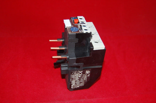 1PC NEW IN BOX FITS LR2 D3353 THERMAL OVERLOAD Relay 23-32A