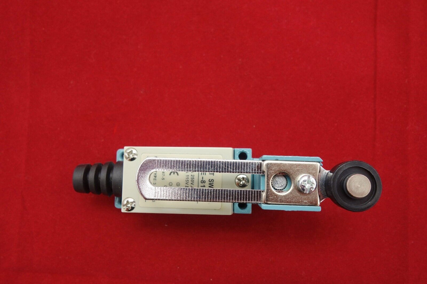 1PC NEW ME-8108 LIMIT SWITCH 240V 5A  LIMITED SWITCH FITS TZ-8108 XCE-145 IP65