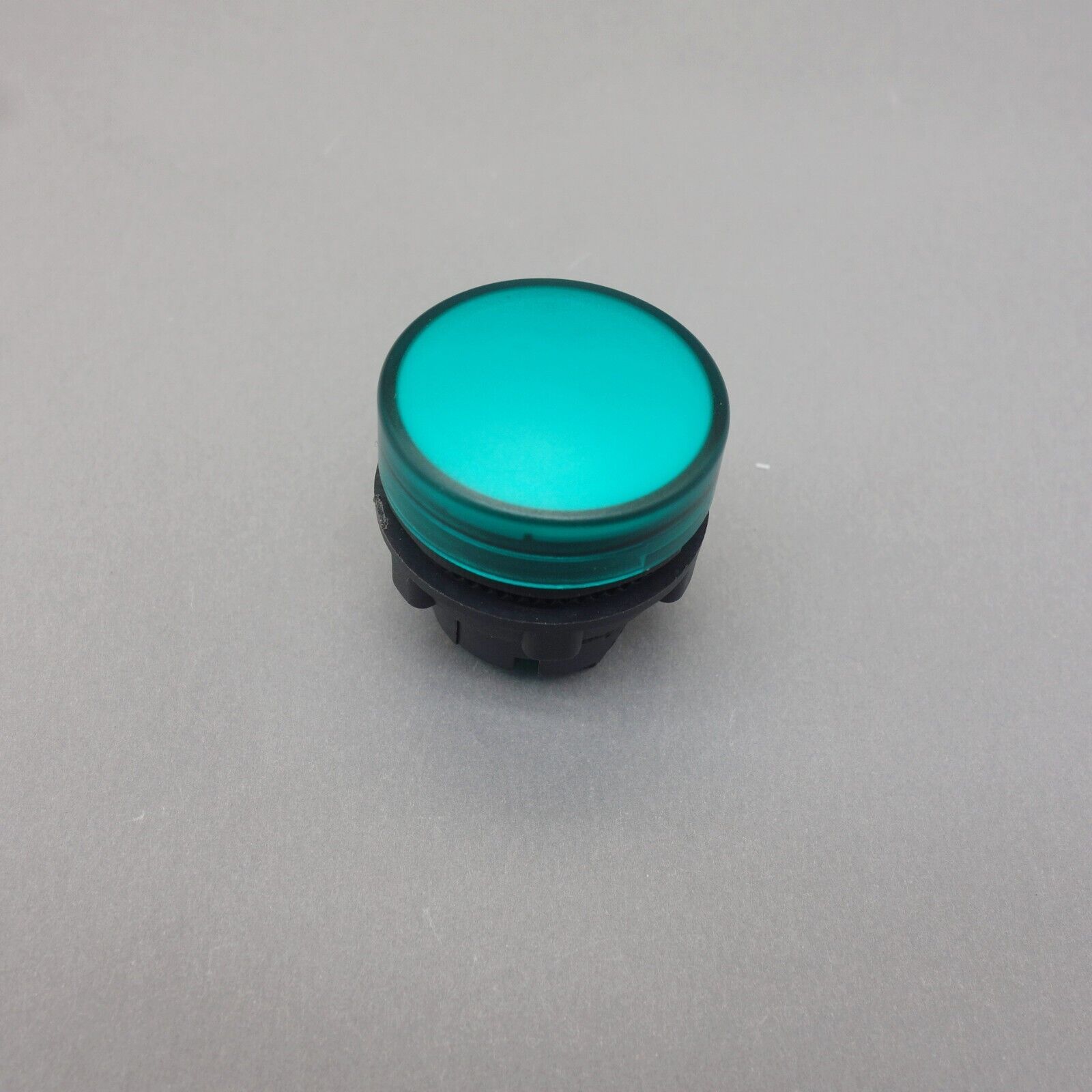 2PCS Fits ZB5AV033 Green color head only  22mm For USE XB5BV Integral LED Light