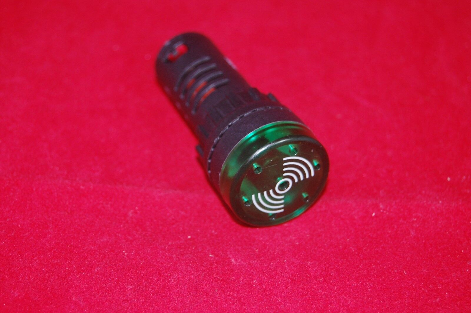 1pc 110V 22mm Flash Light GREEN LED Active Buzzer Beep Indicator  Intermittent