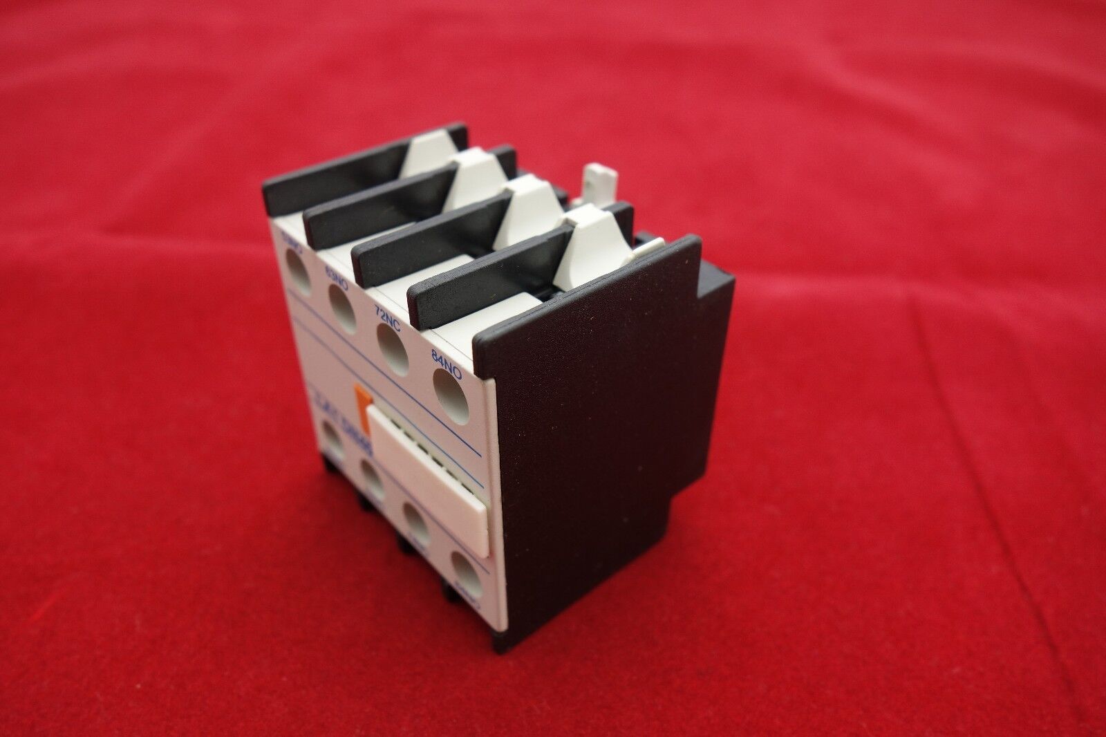 1PC Auxiliary Contact Block Fits LA1-DN40 4NO
